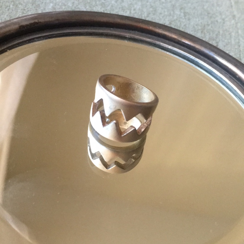 Eddie Borgo Gold Bear Trap ring